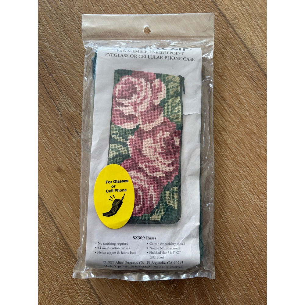 Alice Peterson Stitch & Zip Needlepoint Kit Roses Eyeglass Case SZ309 Vintage